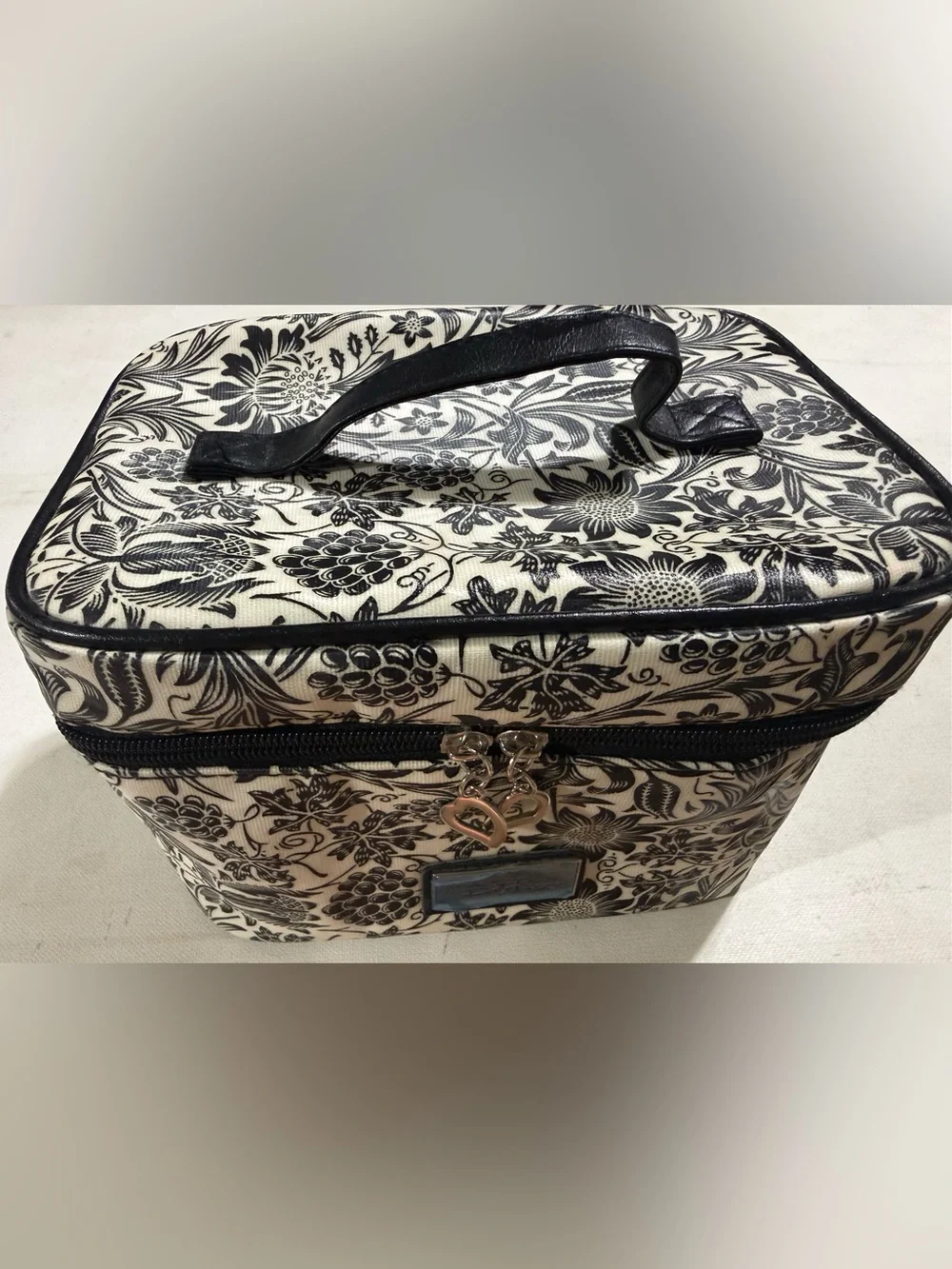 B. R. Russo Black & White Floral Zip Makeup Case